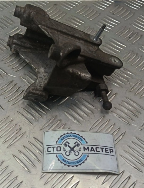 кронштейн