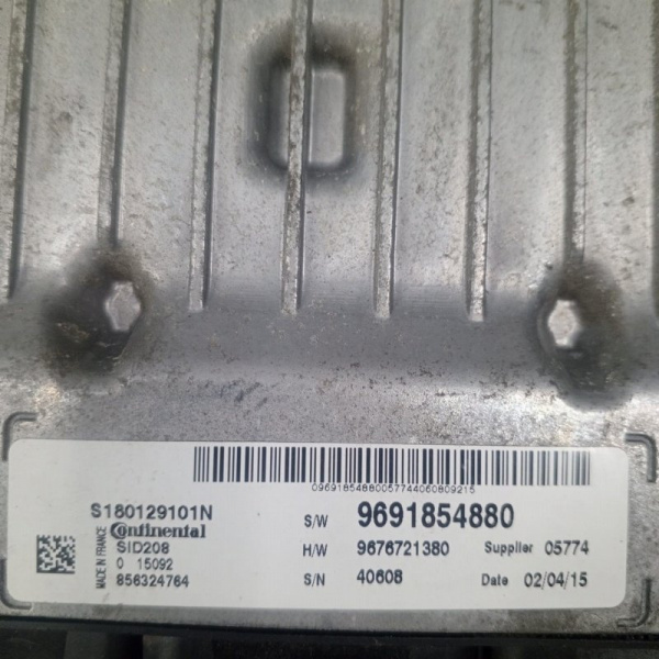 9691854880_3