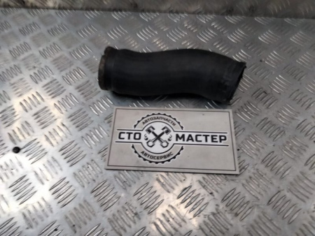 Патрубок интеркулера