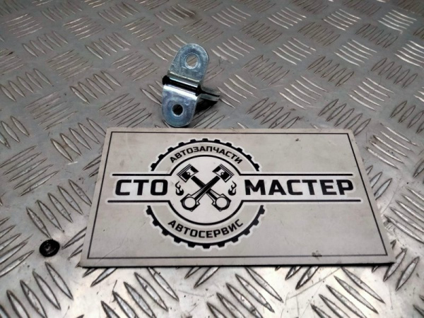 Ответная часть замка двери