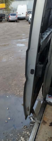 Дверь сдвижная боковая правая