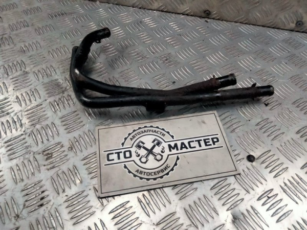 Патрубок отопителя печки