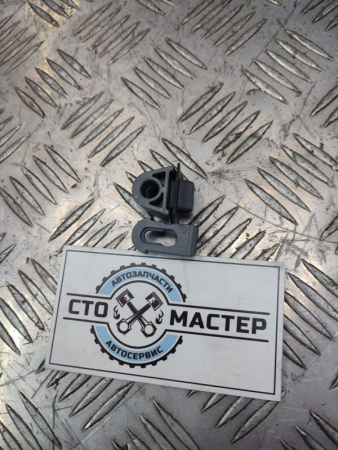 Упор капота